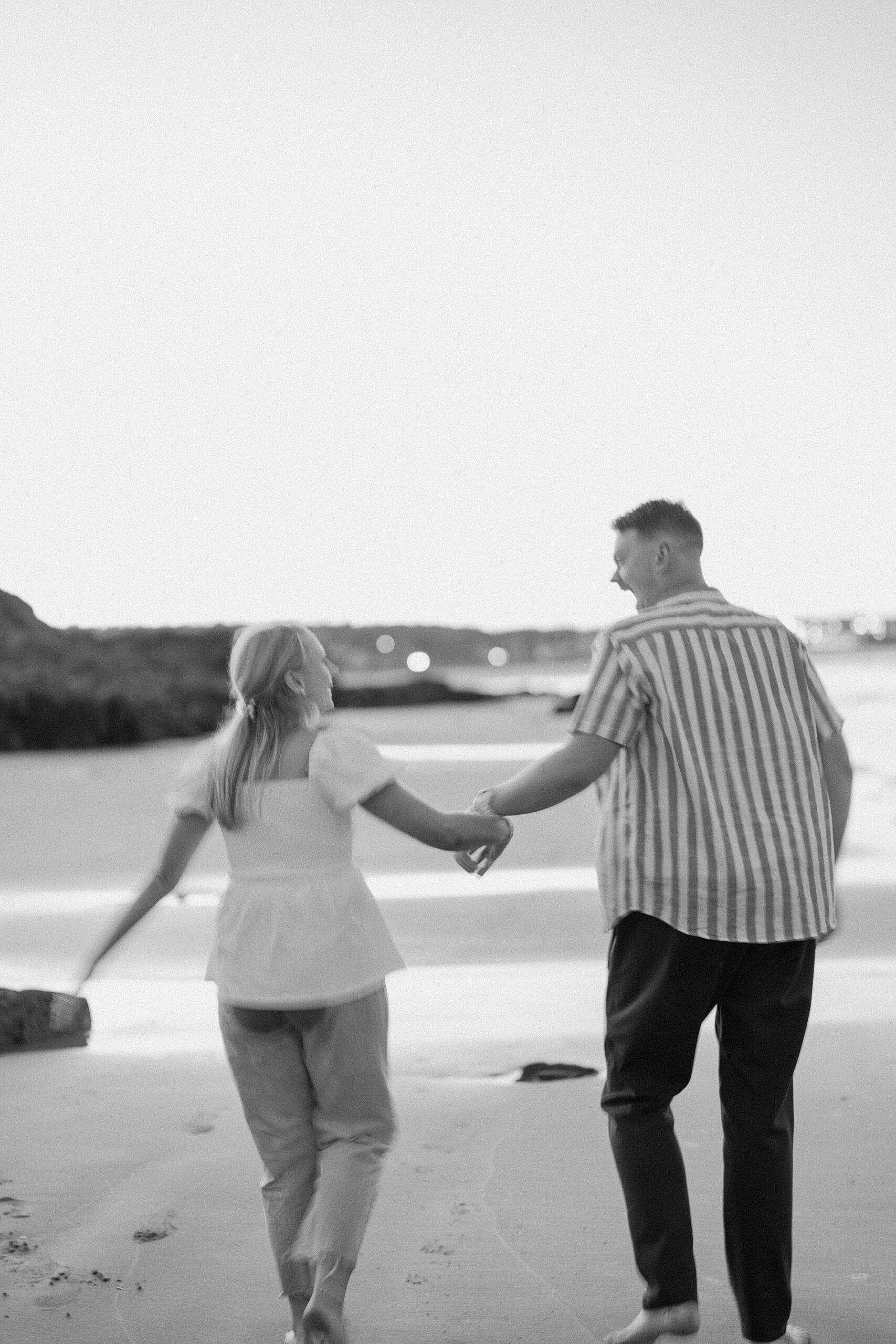 timeless engagement photos 