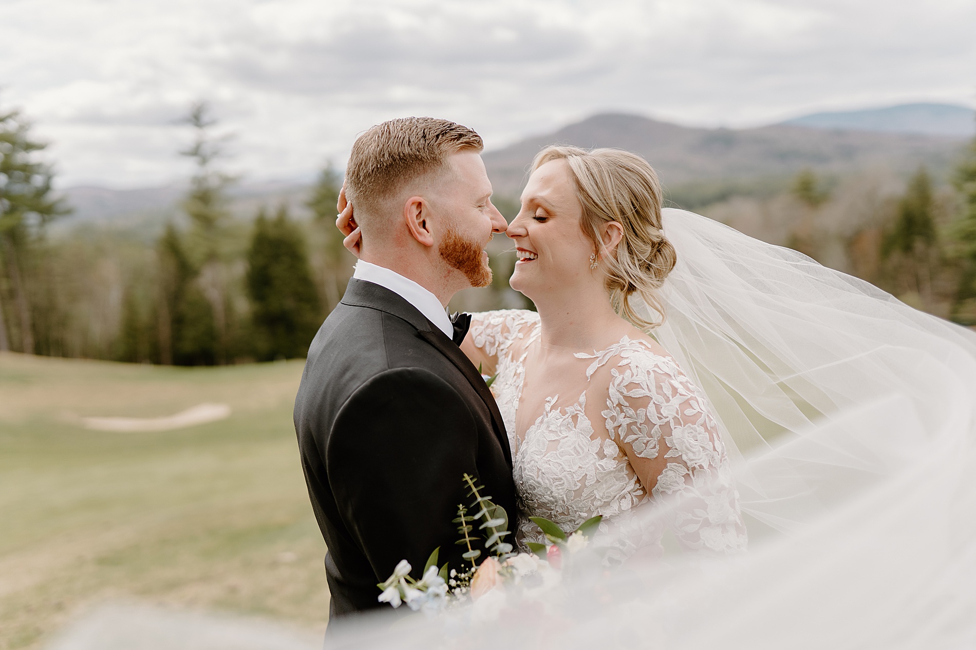 timeless wedding photos from Owl's Nest Resort Wedding 