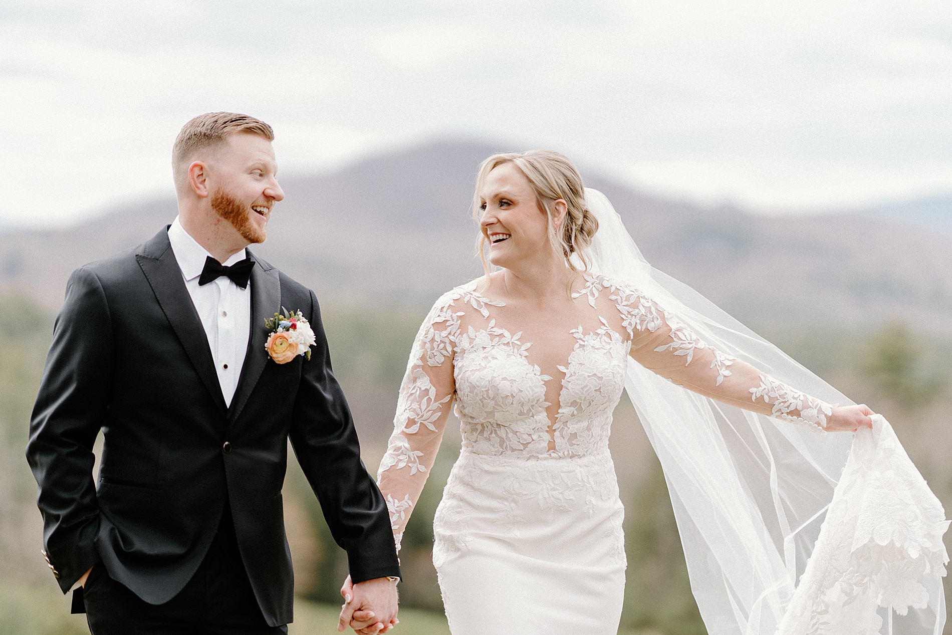 candid wedding portraits 