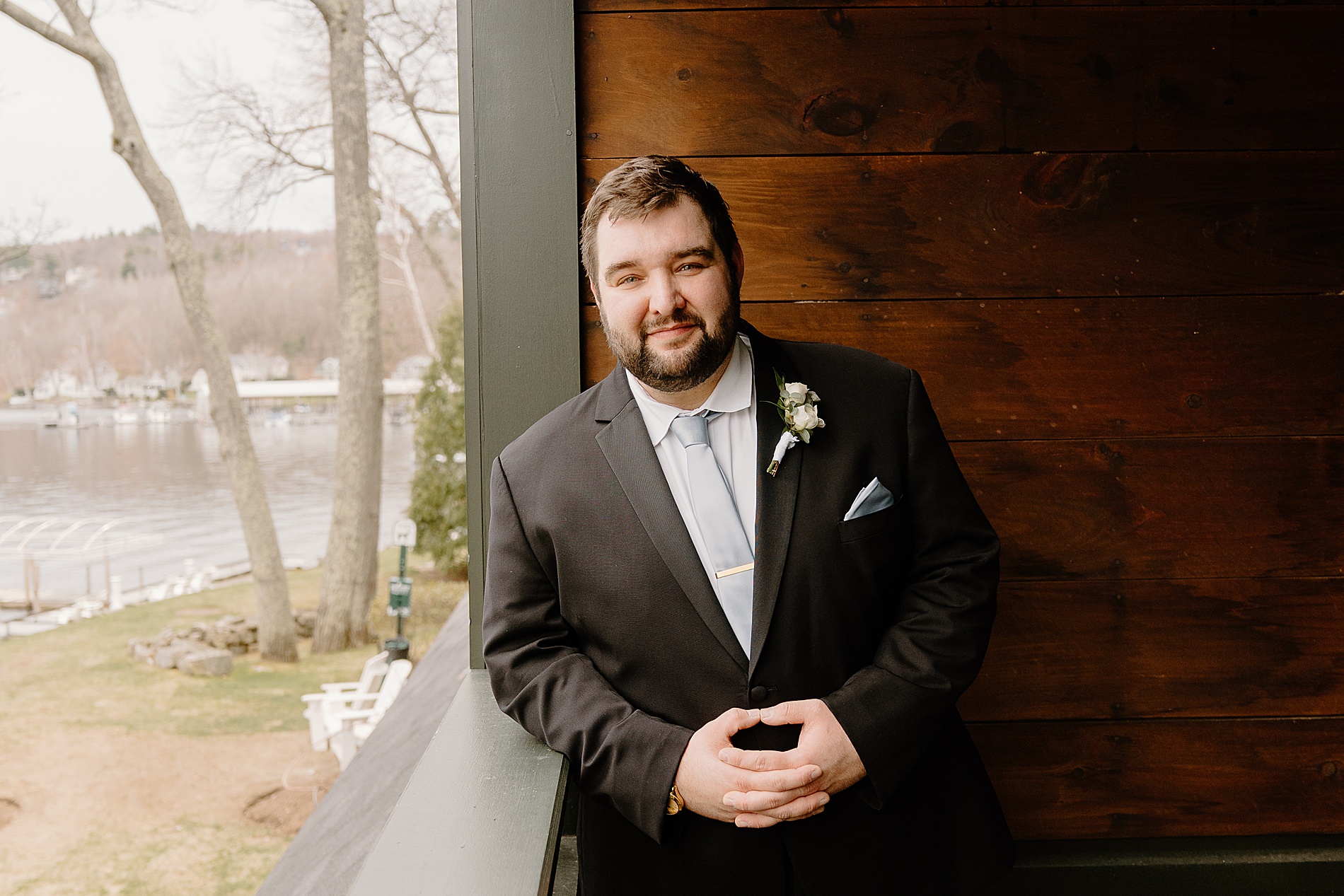 groom getting ready portraits 