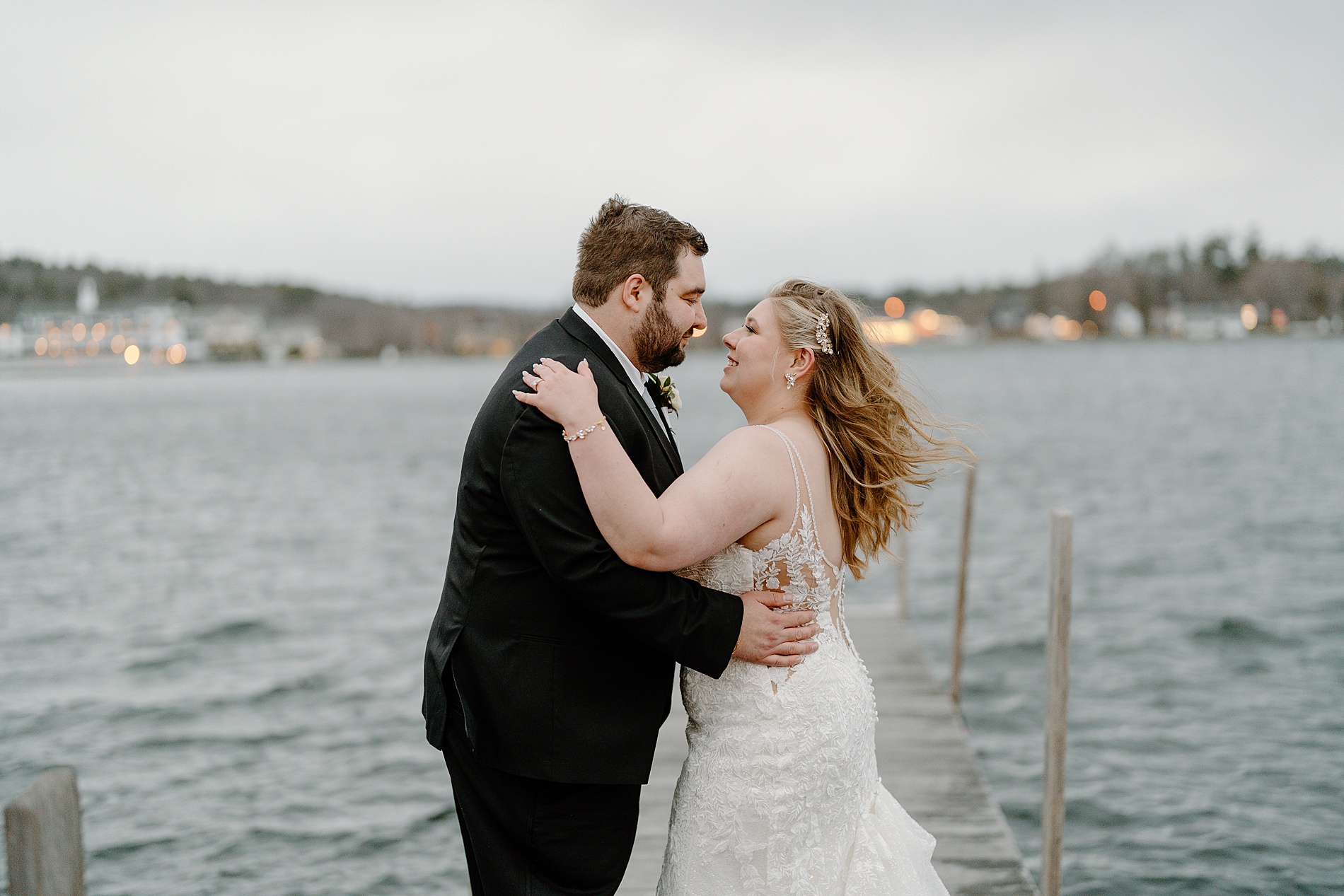 candid newlywed portraits 