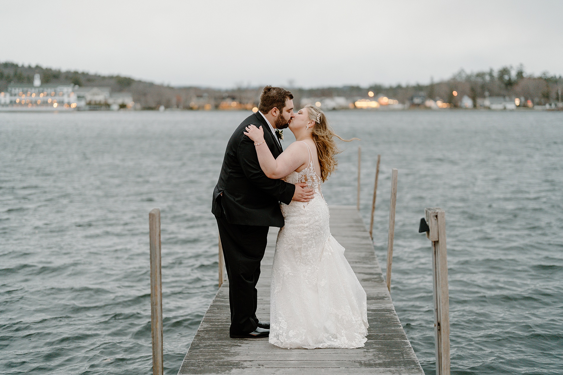 timeless wedding photos at Church Landing Wedding at Mill Falls at the Lake on Lake winnipesaukee